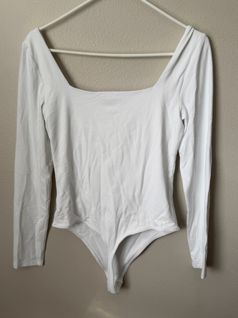 Babaton Aritzia White Contour Square Neck Bodysuit Minimalist Large - Picture 5 of 6